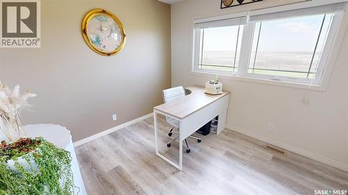 Sw22-15-15-W2, Rm Of Francis #127 Sk, Francis Rm No. 127, SK - Indoor Photo Showing Office