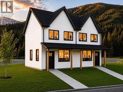 1013 Keystone Crescent Unit# 40 Revelstoke, BC V0E 2S0