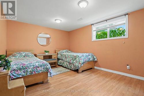 304 St Andrews Drive, Hamilton, ON - Indoor Photo Showing Bedroom
