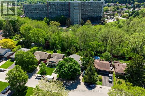 304 St Andrews Drive, Hamilton, ON - Outdoor