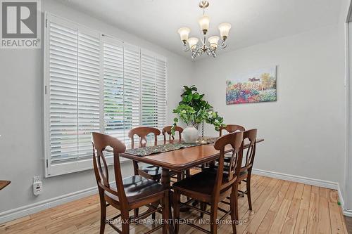 304 St Andrews Drive, Hamilton, ON - Indoor Photo Showing Dining Room