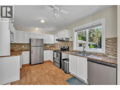 14406 Latimer Avenue, Summerland, BC - Indoor Photo Showing Kitchen With Double Sink
