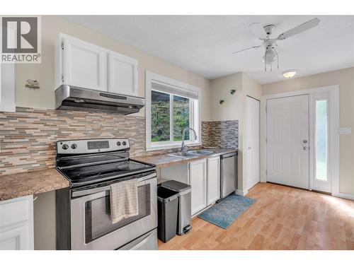 14406 Latimer Avenue, Summerland, BC - Indoor Photo Showing Kitchen With Double Sink