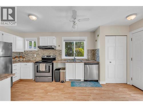 14406 Latimer Avenue, Summerland, BC - Indoor Photo Showing Kitchen With Double Sink
