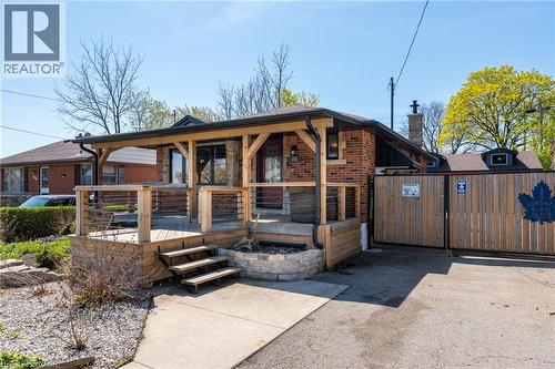 151 WINCHESTER Boulevard  Hamilton, ON L8T 2M9