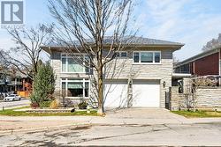 121 MACDONALD STREET Ottawa, ON K2P 1H7