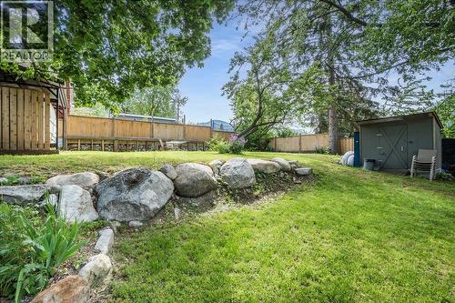 902 Fell Street, Nelson, BC - Outdoor With Backyard