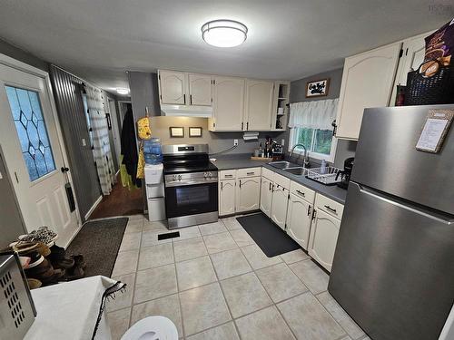 128 Robinson Road, Amherst Head, NS 