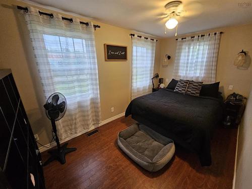 128 Robinson Road, Amherst Head, NS 
