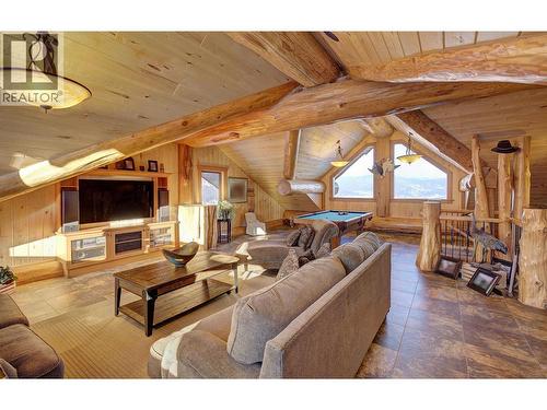 1255 Prosperity Way, Williams Lake, BC - Indoor Photo Showing Living Room