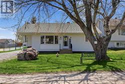 661 McNabb ST Sault Ste. Marie, ON P6B 1Z8