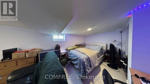 3277 Baby Street, Windsor, ON - Indoor Photo Showing Bedroom