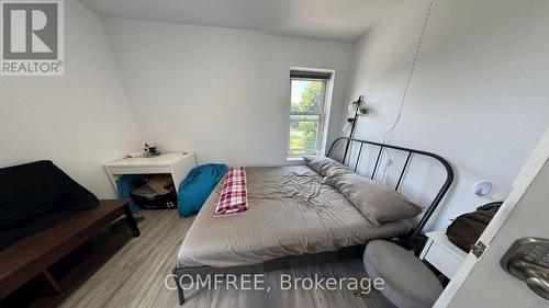 3277 Baby Street, Windsor, ON - Indoor Photo Showing Bedroom