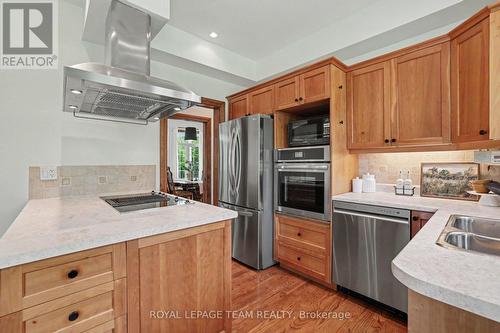 3 Kimini Drive, Ottawa, ON - Indoor Photo Showing Kitchen With Double Sink