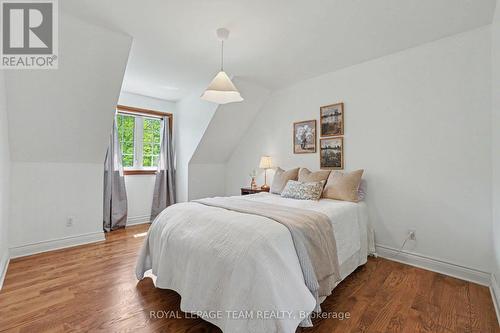 3 Kimini Drive, Ottawa, ON - Indoor Photo Showing Bedroom