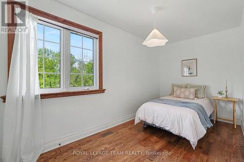 3 Kimini Drive, Ottawa, ON - Indoor Photo Showing Bedroom