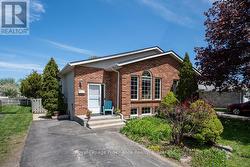 611 BARNSLEY CRESCENT Kingston (City Southwest), ON K7M 8X4