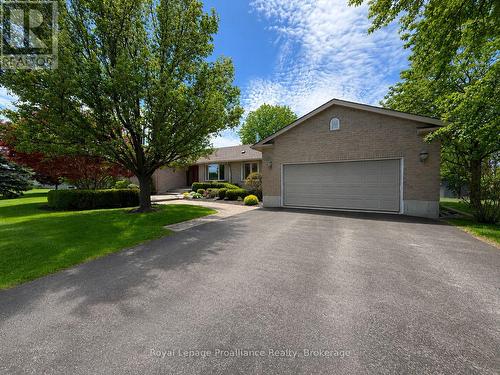 100 Bay Breeze Street, Prince Edward County (Ameliasburg Ward), ON - Outdoor