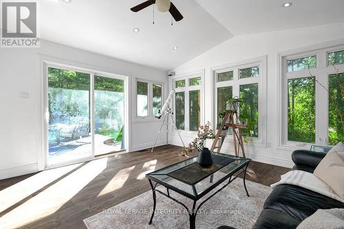 Sunroom at the back of the house - 2414 Mcgee Side Road, Ottawa, ON - Indoor Photo Showing Living Room