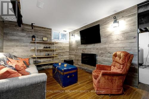 2414 Mcgee Side Road, Ottawa, ON - Indoor Photo Showing Living Room With Fireplace
