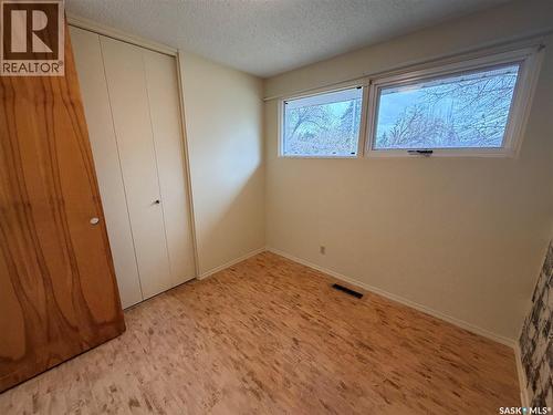 70 Lindsay Drive, Saskatoon, SK - Indoor Photo Showing Other Room