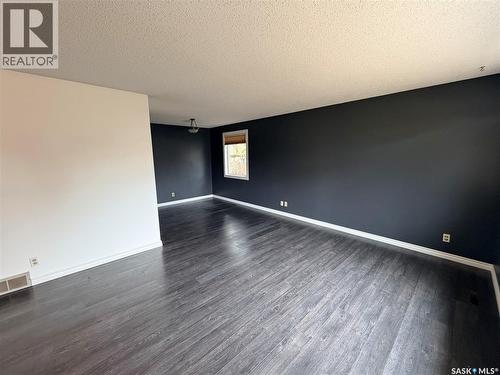 70 Lindsay Drive, Saskatoon, SK - Indoor Photo Showing Other Room