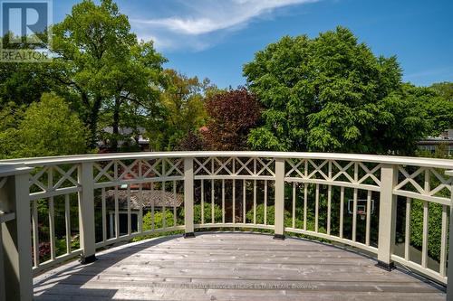 76 Binscarth Road, Toronto, ON - Outdoor