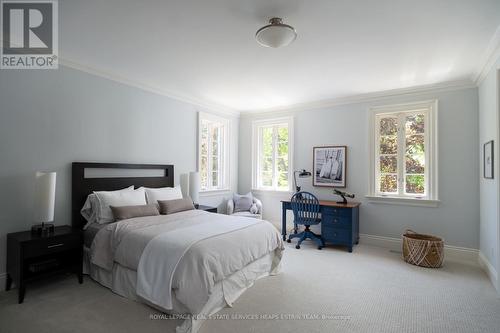 76 Binscarth Road, Toronto, ON - Indoor Photo Showing Bedroom