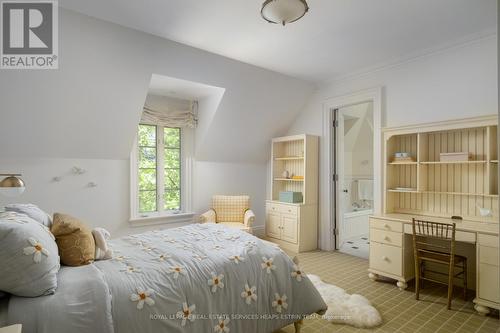 76 Binscarth Road, Toronto, ON - Indoor Photo Showing Bedroom