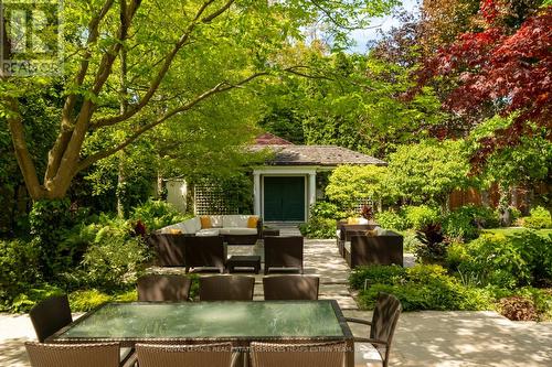 76 Binscarth Road, Toronto, ON - Outdoor