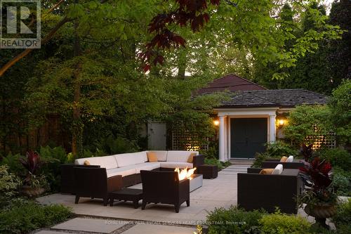 76 Binscarth Road, Toronto, ON - Outdoor