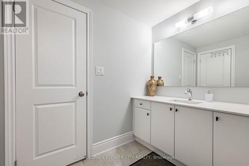 14 Richard Oxtoby Road, Caledon, ON - Indoor Photo Showing Bathroom