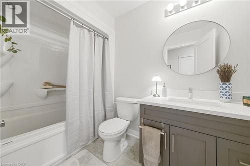 112 Jayla Lane, Smithville, ON - Indoor Photo Showing Bathroom