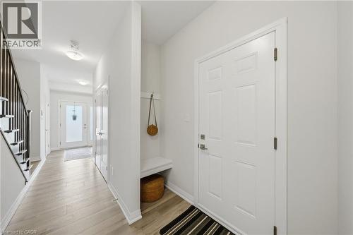 112 Jayla Lane, Smithville, ON - Indoor Photo Showing Other Room