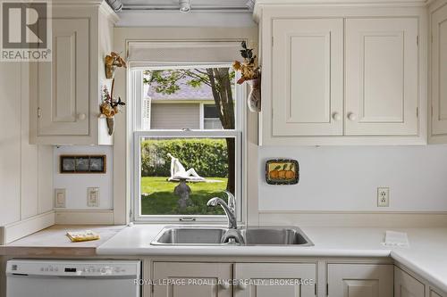 10 Drummond Street E, Kingston (Kingston East (Incl Barret Crt)), ON - Indoor Photo Showing Kitchen With Double Sink