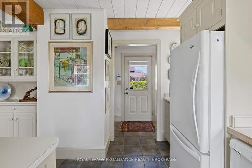 10 Drummond Street E, Kingston (Kingston East (Incl Barret Crt)), ON - Indoor
