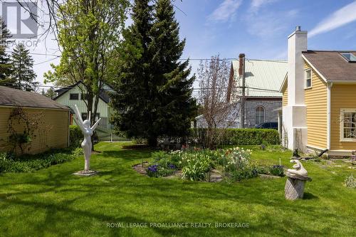 10 Drummond Street E, Kingston (Kingston East (Incl Barret Crt)), ON - Outdoor