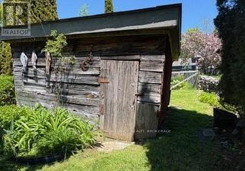 10 Drummond Street E, Kingston (Kingston East (Incl Barret Crt)), ON - Outdoor