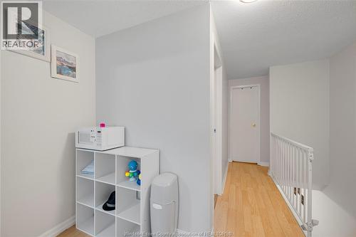 6384 Thornberry Crescent, Windsor, ON - Indoor
