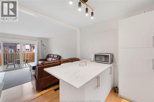6384 Thornberry Crescent, Windsor, ON - Indoor