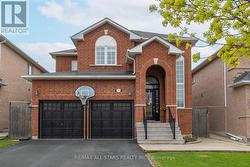 179 DRUMMOND DRIVE Vaughan, ON L6A 3C4