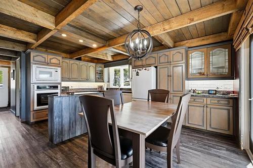 244 Spruce Land Dr, Lac Du Bonnet, MB 