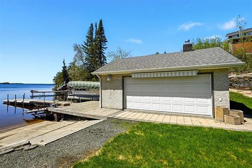 244 Spruce Land Dr, Lac Du Bonnet, MB 