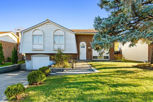 78 Rue Trillium  Dollard-Des-Ormeaux, QC H9B 1T5