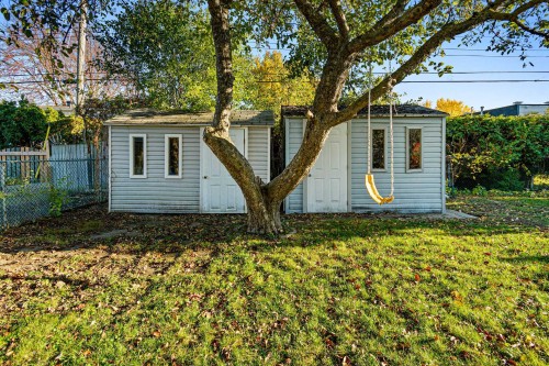 Courtyard - 78 Rue Trillium, Dollard-Des-Ormeaux, QC - Outdoor