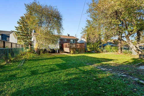 Courtyard - 78 Rue Trillium, Dollard-Des-Ormeaux, QC - Outdoor