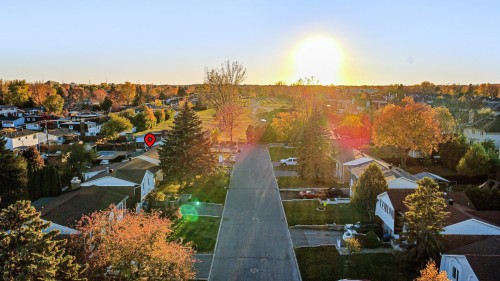 Nearby - 78 Rue Trillium, Dollard-Des-Ormeaux, QC - Outdoor With View