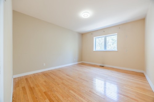 Chambre à coucher - 2384 Ch. Du Bord-Du-Lac, Montréal (L'Île-Bizard/Sainte-Geneviève), QC - Indoor Photo Showing Other Room
