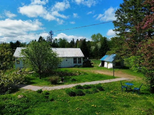 Grange - 583 Rg St-Denis, Saint-André-Avellin, QC - Outdoor