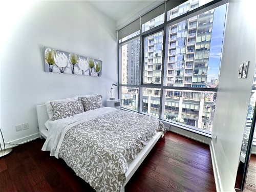 Chambre à coucher - 507-1155 Rue De La Montagne, Montréal (Ville-Marie), QC - Indoor Photo Showing Bedroom
